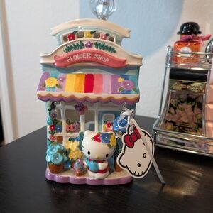Hello Kitty Colorful Flower Shop Bank
